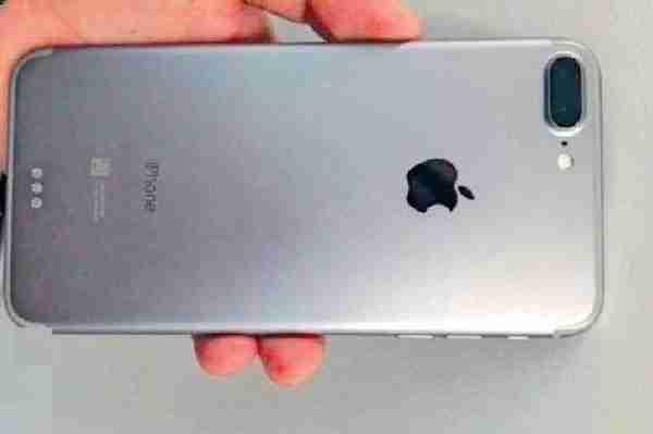 Presupuse poze ale iPhone 7