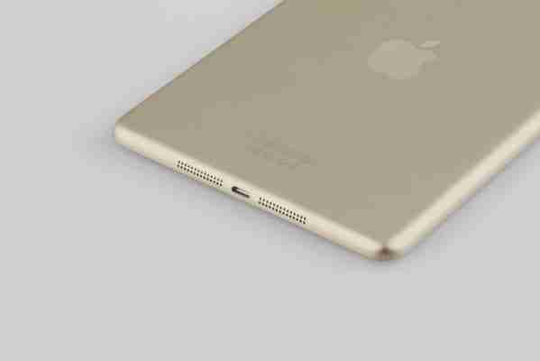 Este posibil ca Apple includă culoarea gold pentru iPad!